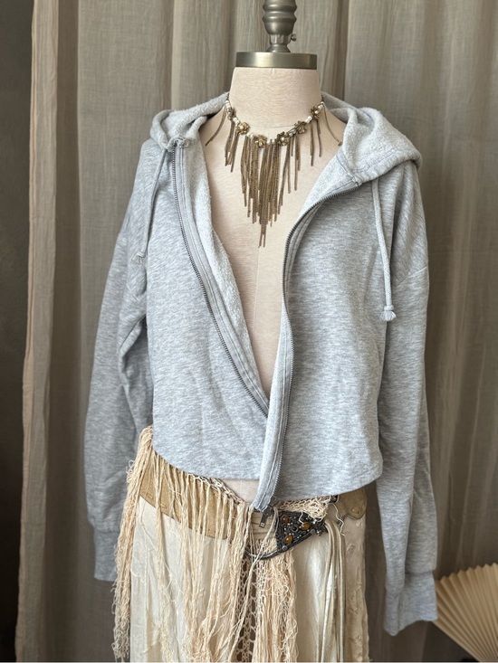Tops - Vintage Cropped grey zip up hoodie sweatshirt